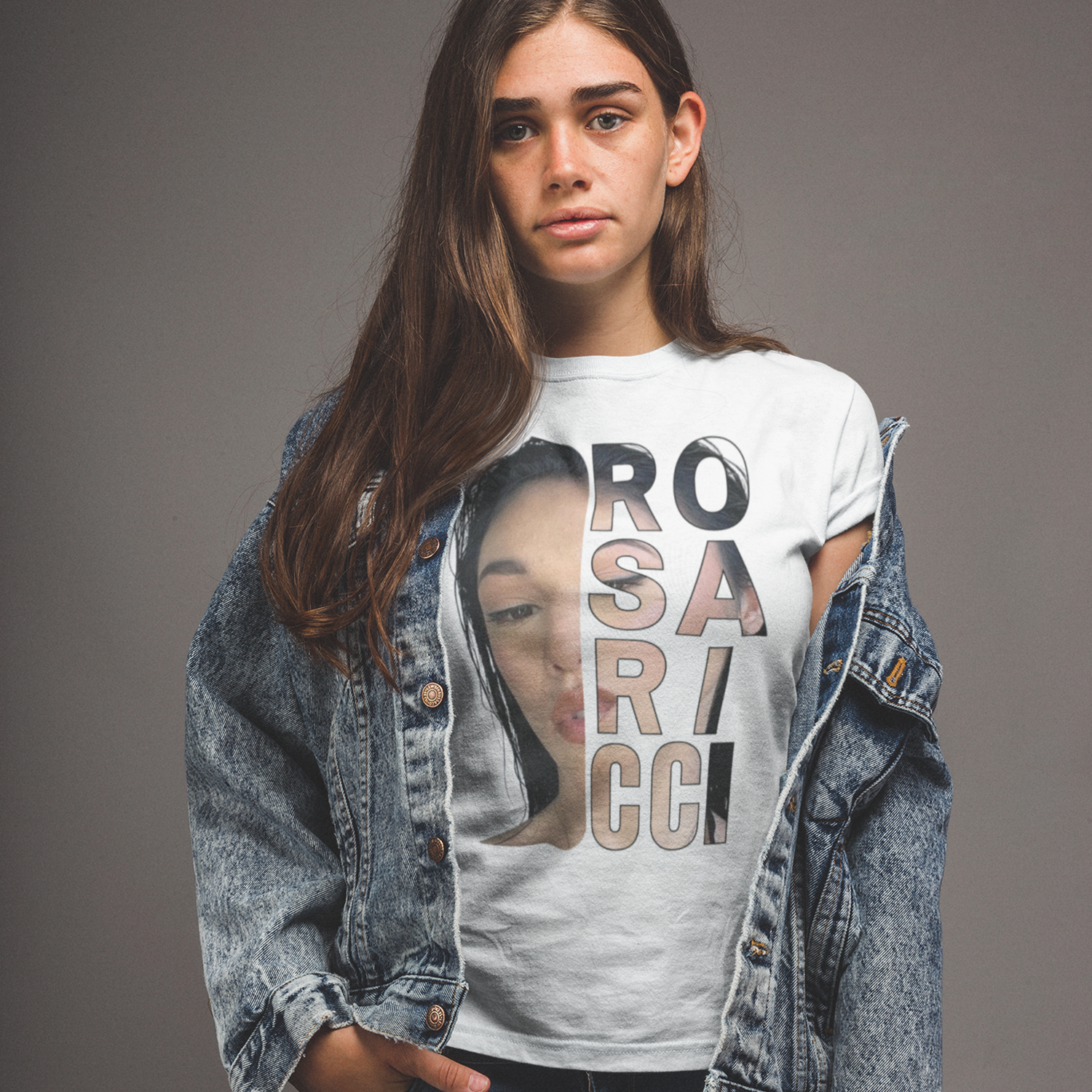 T-Shirt Mare Fuori 5 dedicata a Rosa Ricci - foto a colori - immagine 3