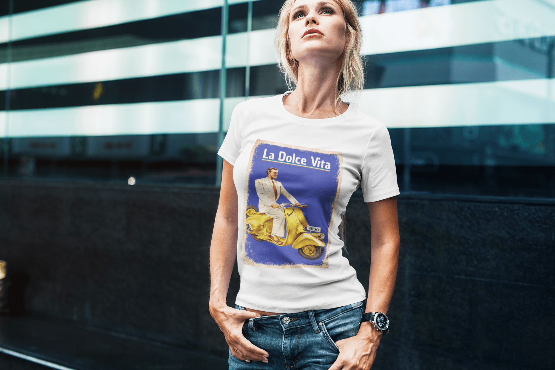 T-Shirt con stampa vintage La dolce vita - immagine 2